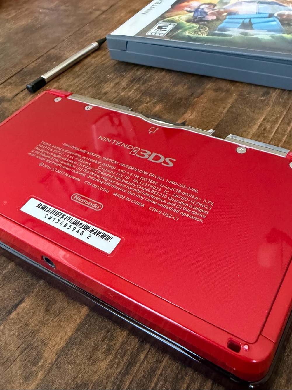 Nintendo 3DS Red Portable Gaming System with Mario Display - Picture 5 of 9